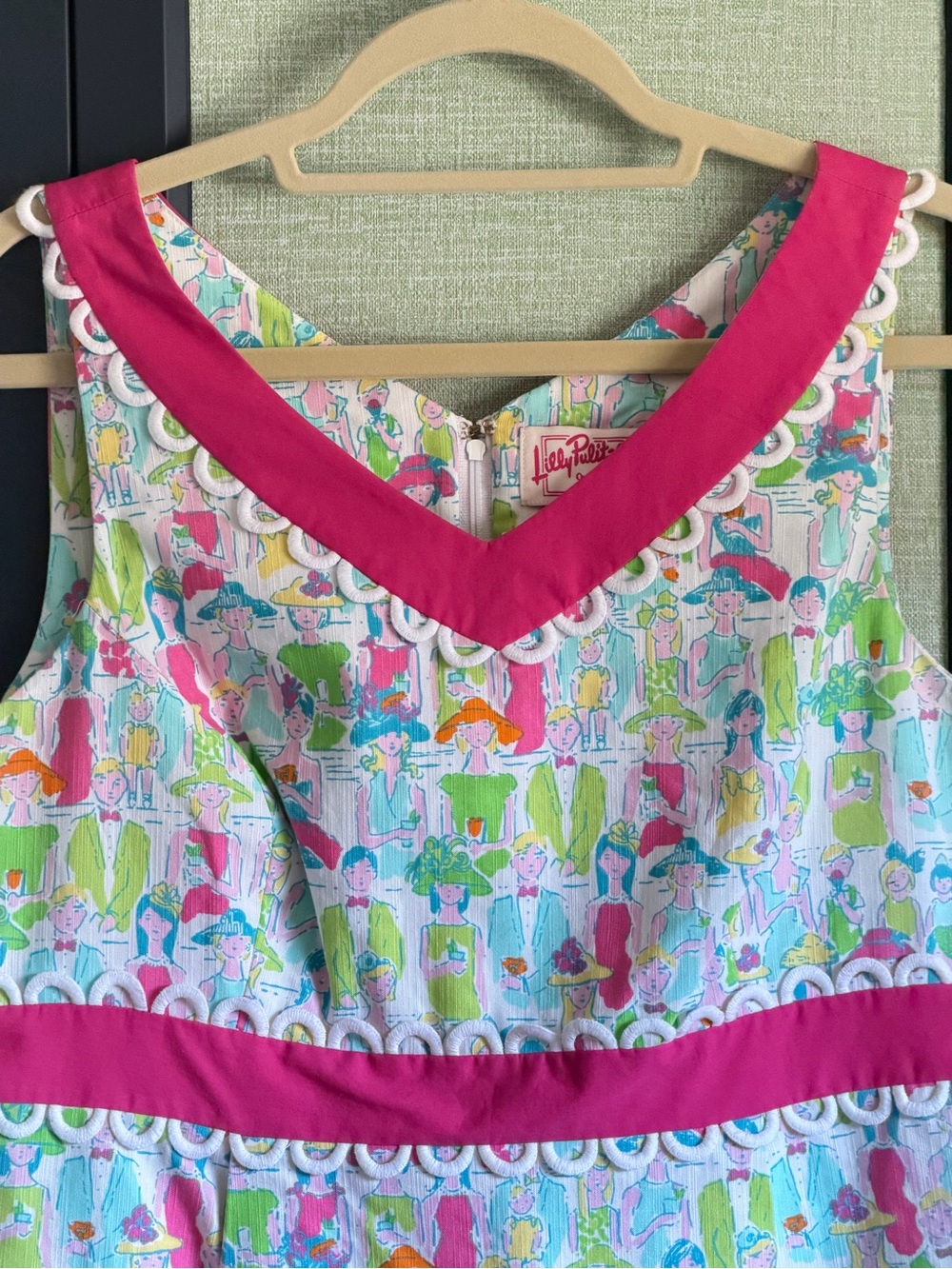 Lilly Pulitzer Originals Del Mar Shift Dress in LE Giddy Up Derby Print, Size 10 - Picture 3 of 13